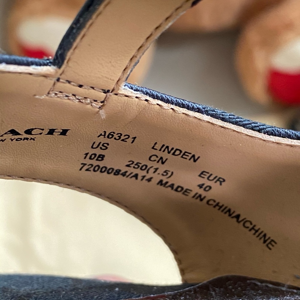 Shoes - Picture 5 of 5
